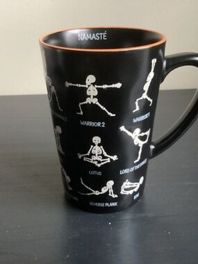 NEW Eli + Ana Yoga Skeleton Namaste Black and White 17oz Coffee Tea Mug
